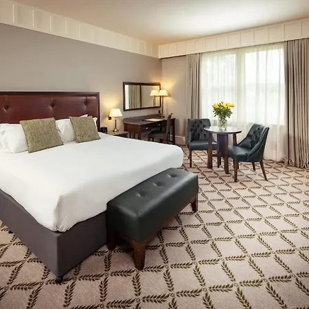 فندق Lough Eske Castle