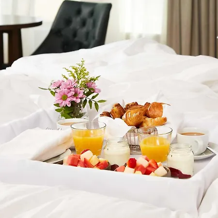 Lough Eske Castle 5*