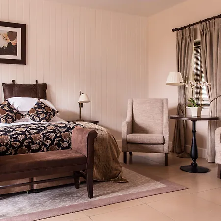 Lough Eske Castle מלון