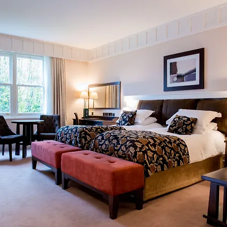 מלון Lough Eske Castle