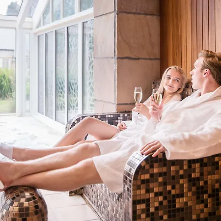 Lough Eske Castle Отель Донегол