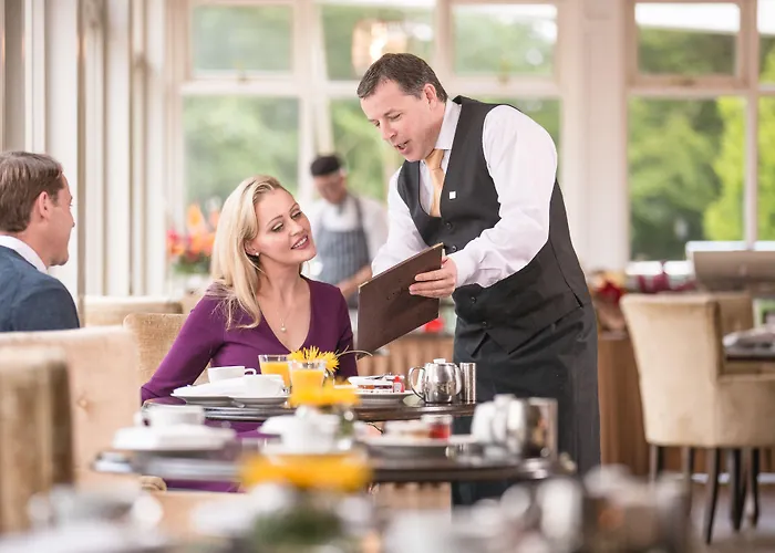 酒店 Lough Eske Castle 多尼戈尔